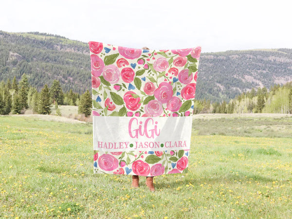 PINK ROSE GARDEN PERSONALIZED MOTHER'S DAY BLANKET